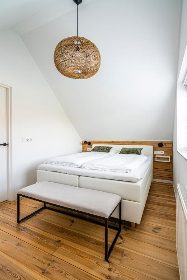 Vikinghuis Bed By The Sea 웨스트카펠라 외부 사진